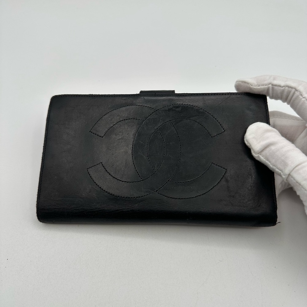 Chanel Large Interlocking Cc Wallet - image 2